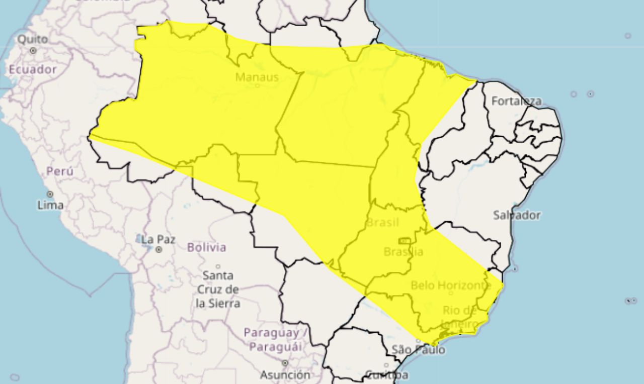 A imagem mostra as áreas em alerta amarelo para chuva intensa e ventania em grande parte das regiões brasileiras 